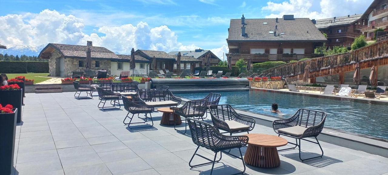 Apartment 24 Hotel Etrier Pool & Spa Crans-Montana Kültér fotó